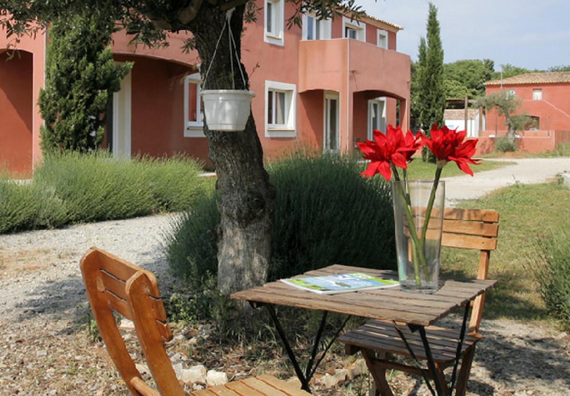 Hotel Domaine Le Milos Castries Ngoại thất bức ảnh