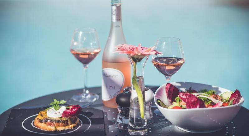 Hotel Domaine Le Milos Castries Ngoại thất bức ảnh